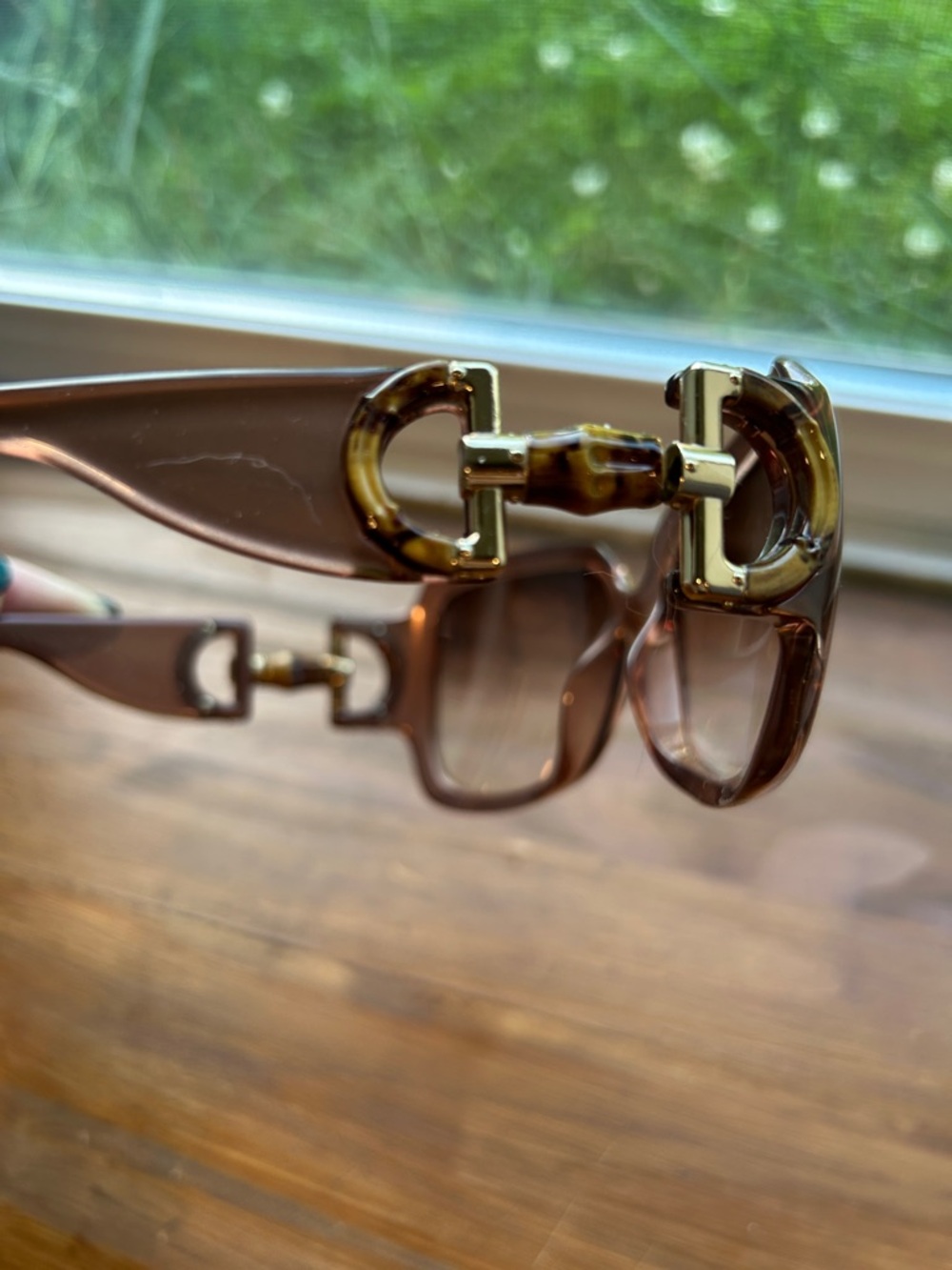 Gucci Women's Brown Gradient Oversized Square Sunglasses - Picture 3 of 8